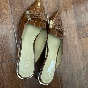 Michael Kors slides/mules